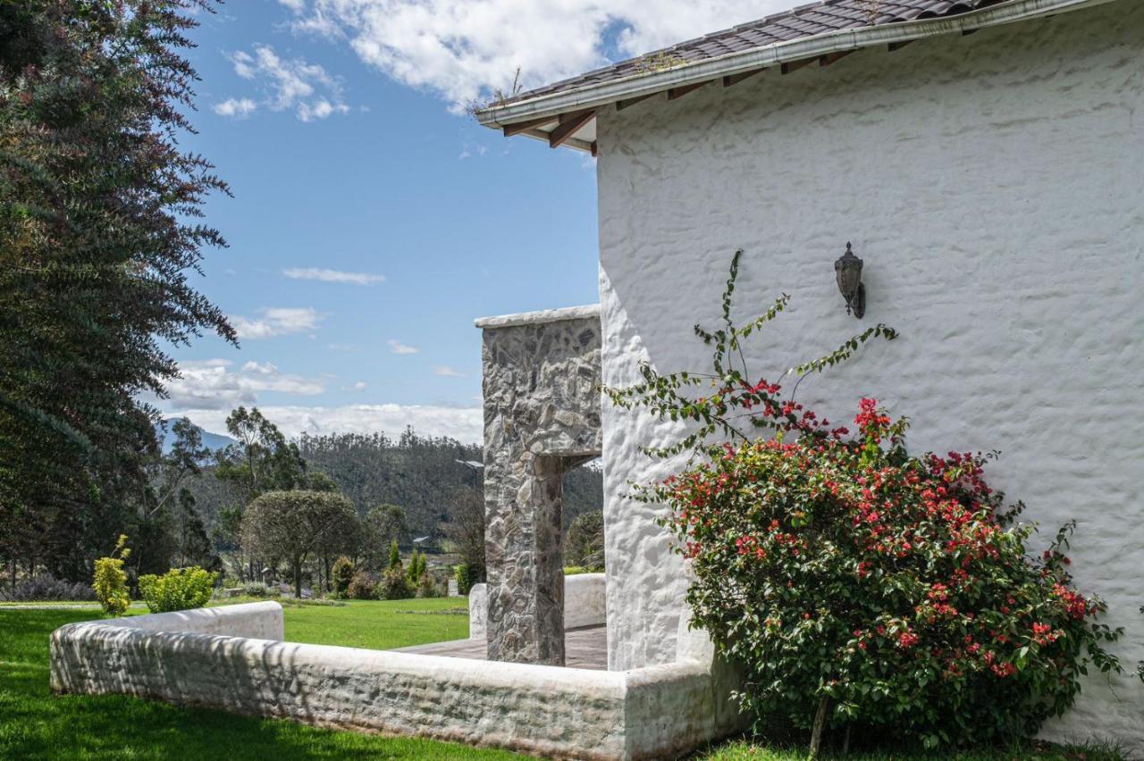 Sobre Piedras Lodge And Family Otavalo Exterior photo